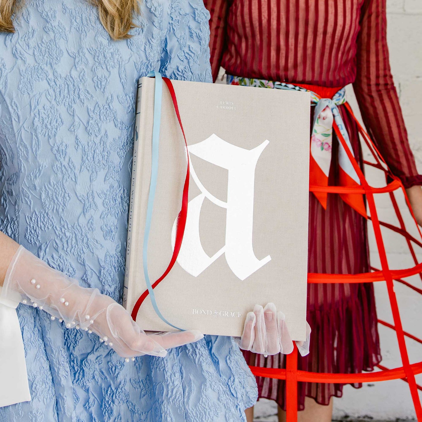 Alice in Wonderland Art Novel™