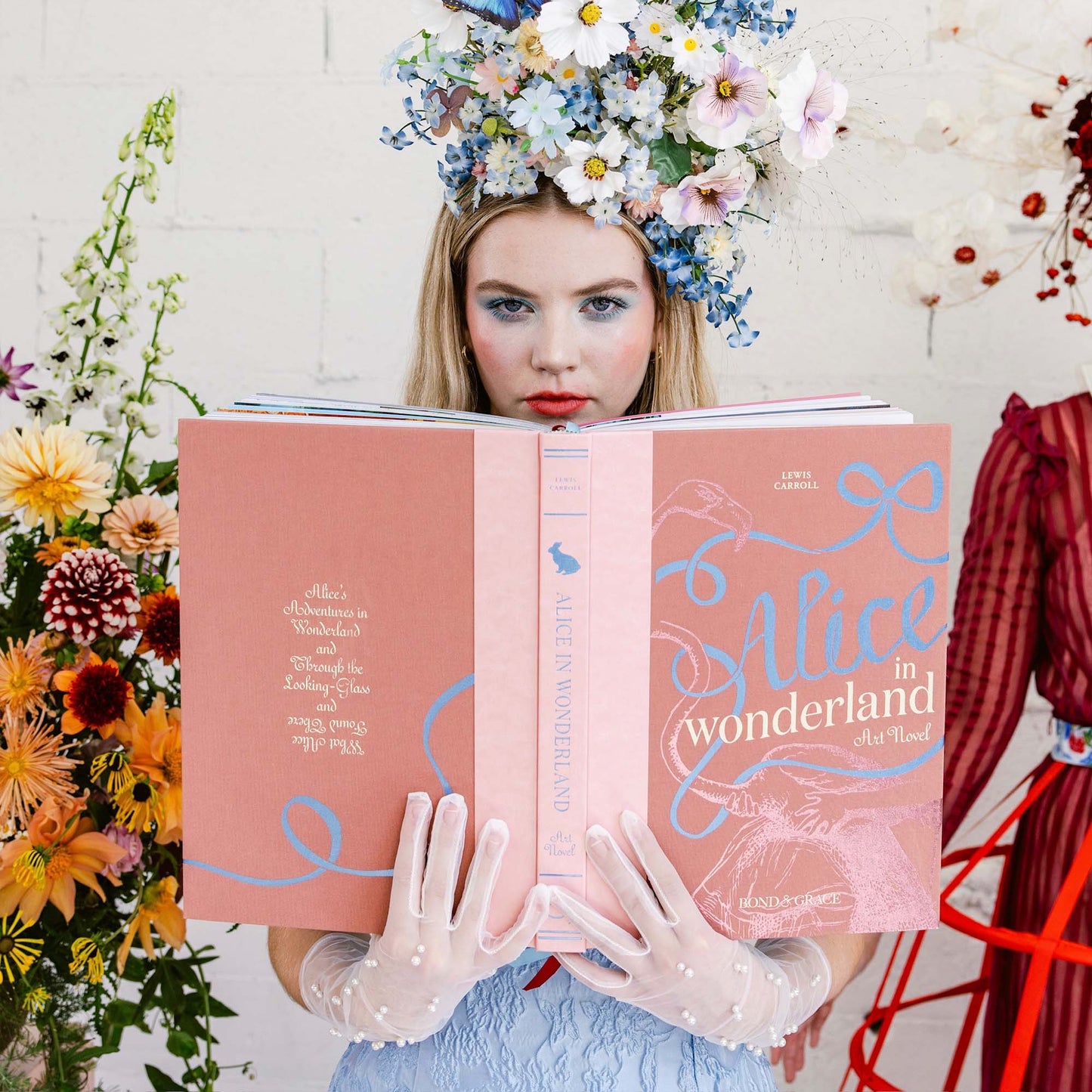 Alice in Wonderland Art Novel™ Collector's Edition