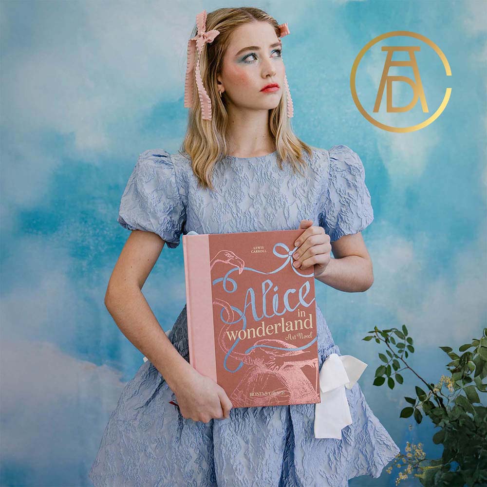 Alice in Wonderland Art Novel™ Collector's Edition