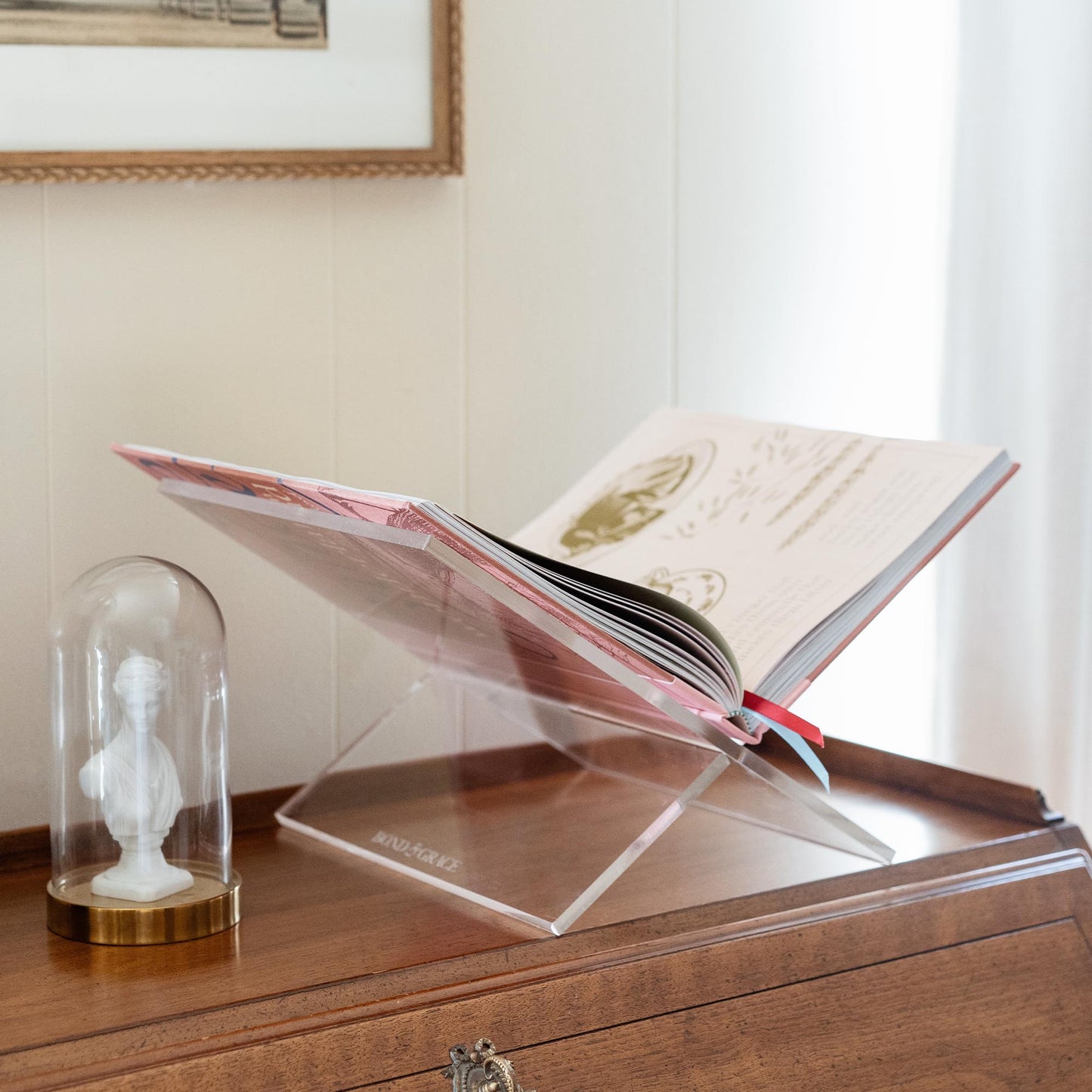 Bond & Grace Book Stand