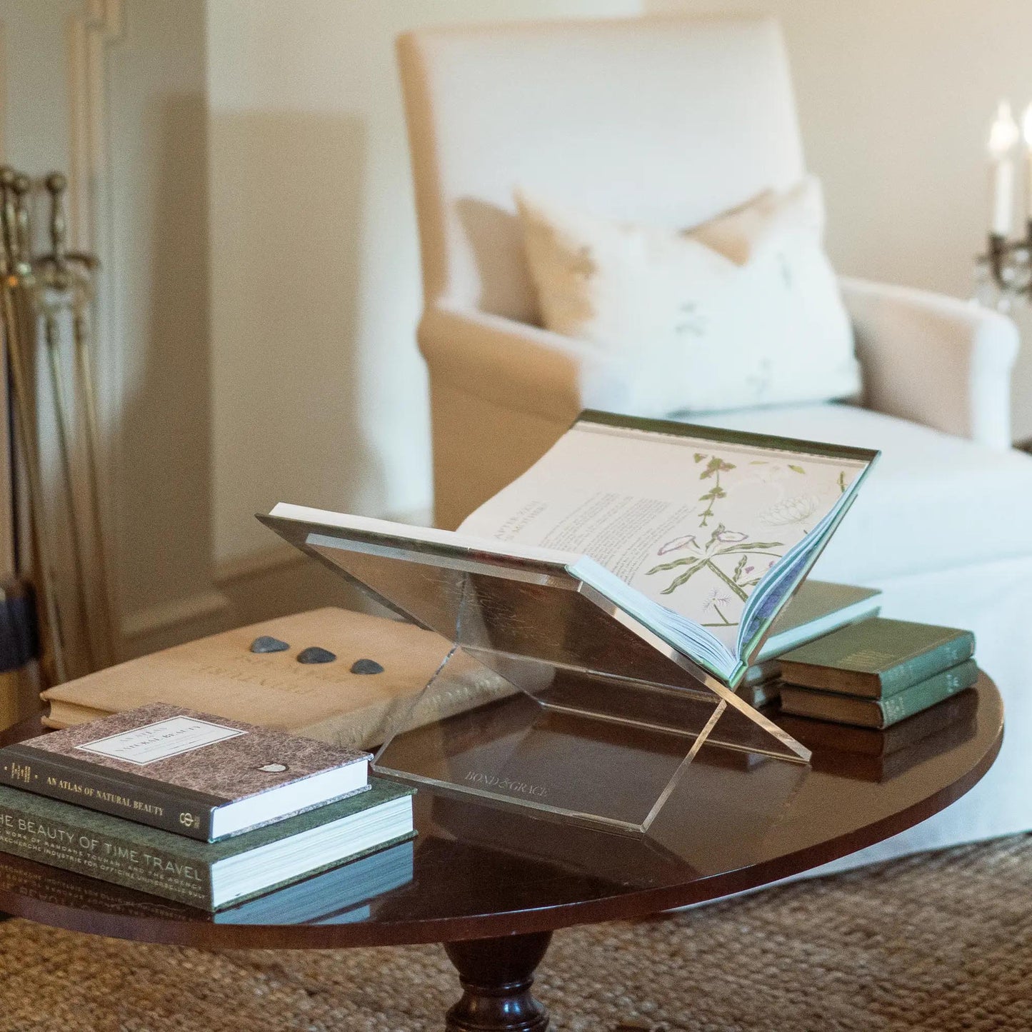 Bond & Grace Book Stand