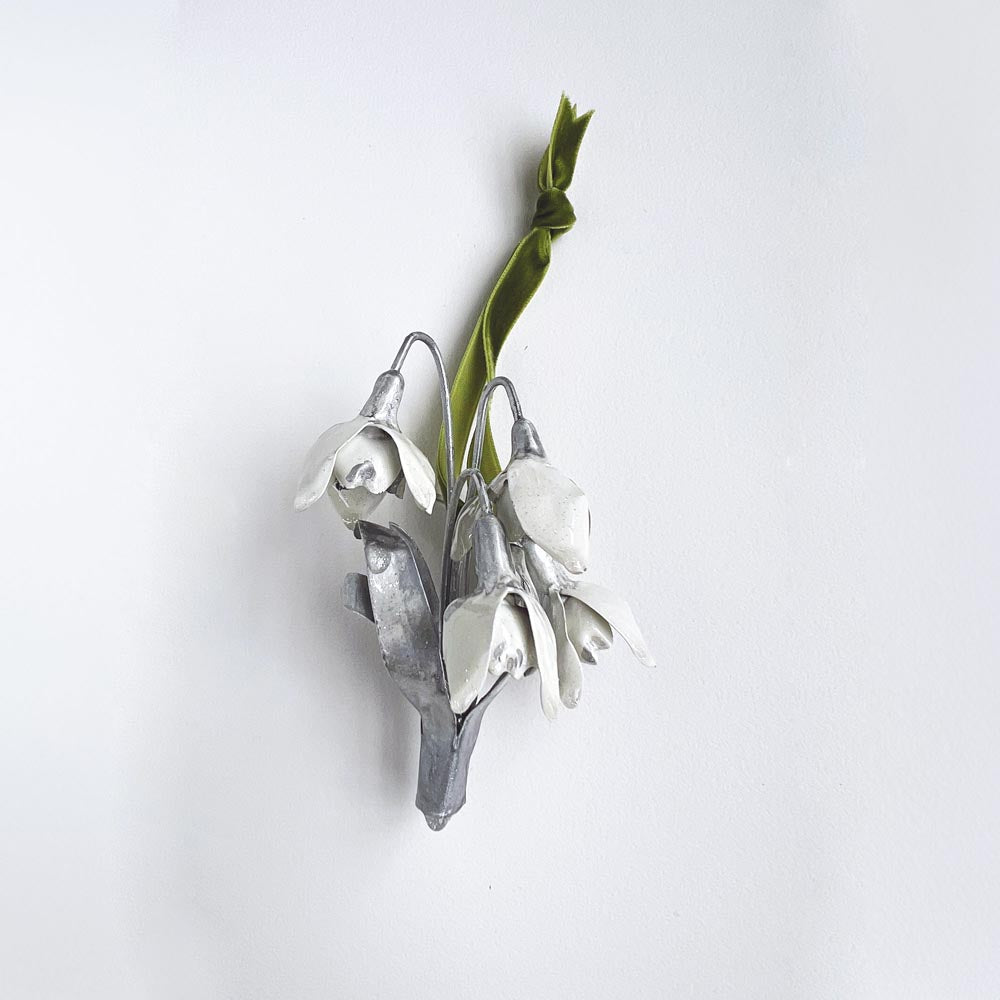 Snowdrop Ornament - Silver